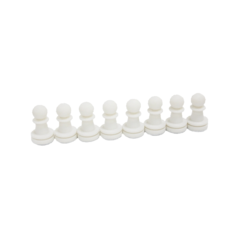 Pièces d'échecs Staunton classiques en bois blanc