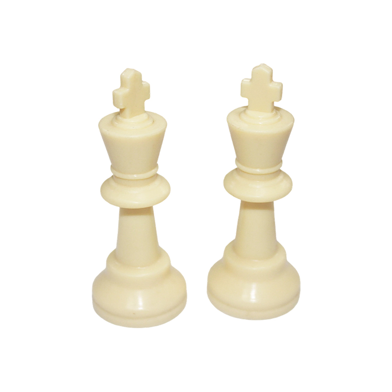 Pièces d'échecs Staunton classiques en bois blanc