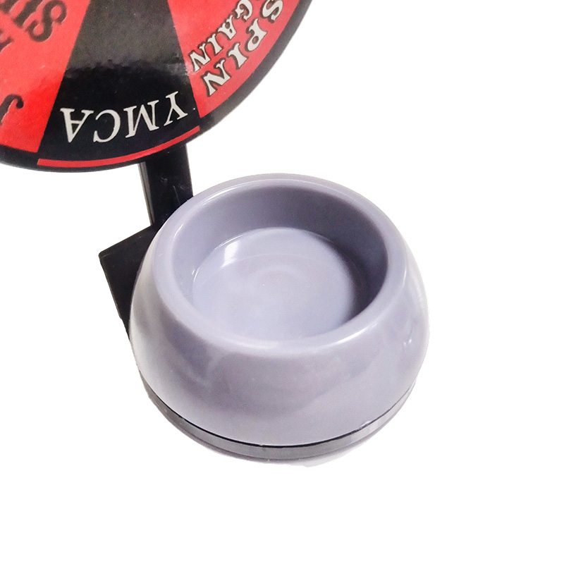 Jeu de roulette sur la table des vins