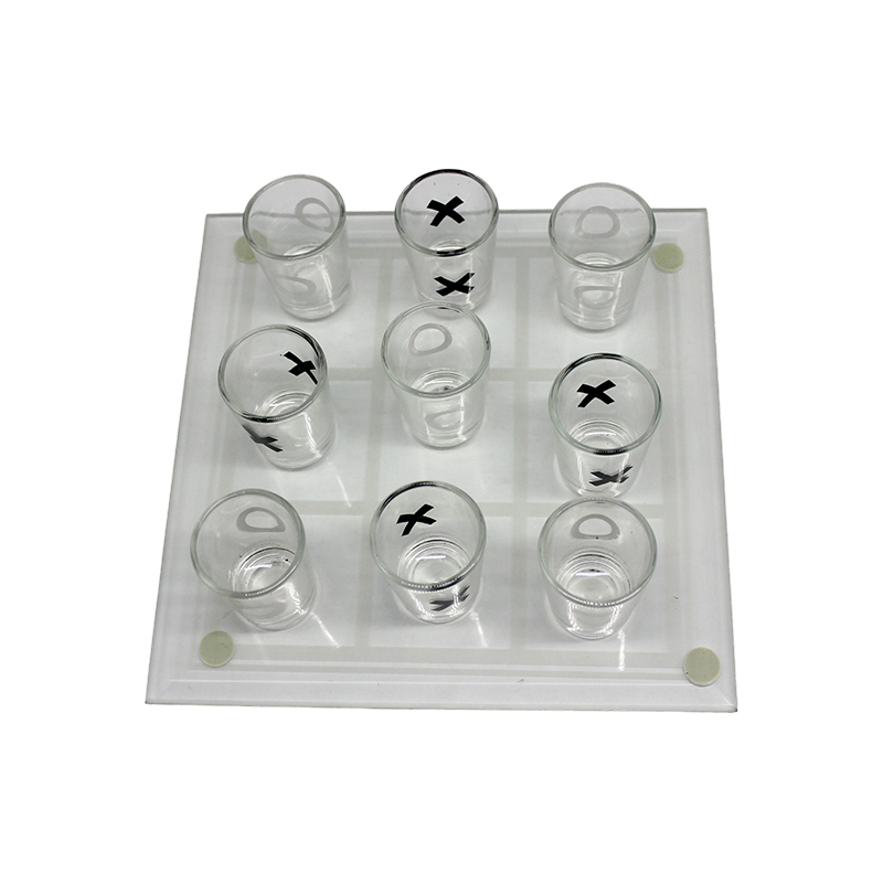 Jeu d'échecs XO en verre de divertissement de style pub
