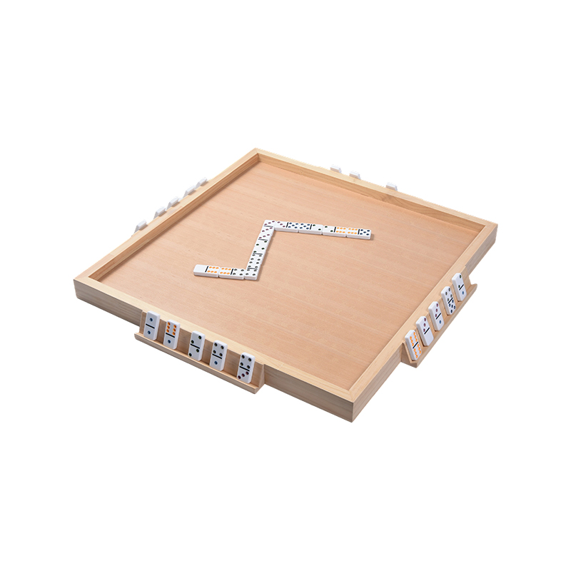 Plateau d'accessoires de jeu en bois, disposition spécifique aux dominos avec plateaux portables