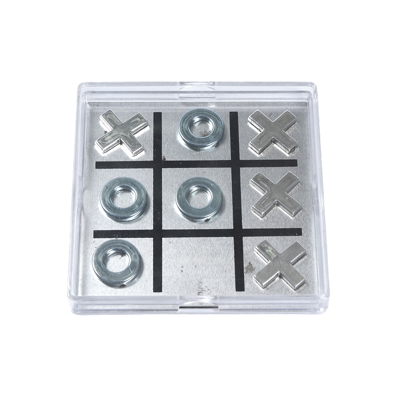 Jeu de tic-tac-toe magnétique en métal dans un étui en acrylique transparent