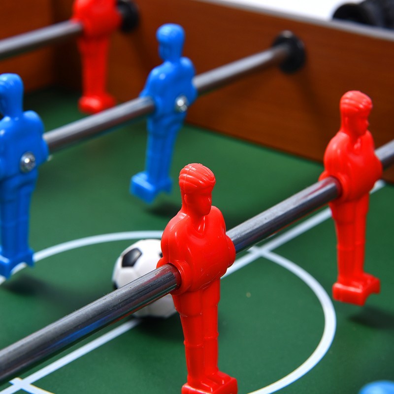 Table de baby-foot en bois classique – Jeu de bureau compact avec des joueurs dynamiques et des trackers de scores